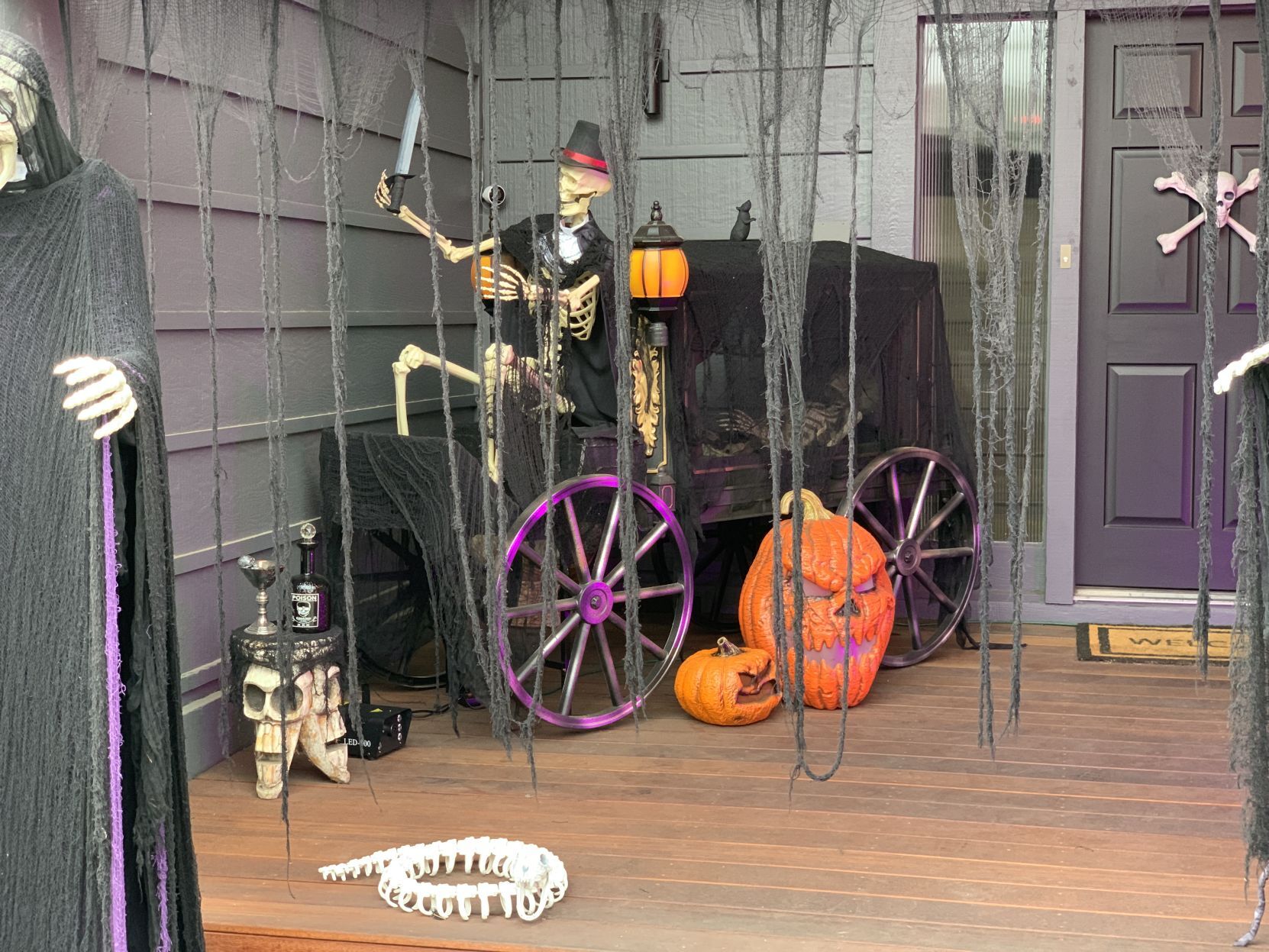 Skeletons take over Napa house for Halloween